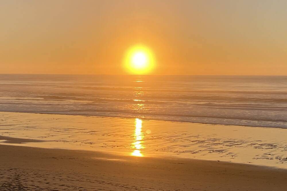 Vacation home 50 meters from the ocean in Vendays-Montalivet, Lesparre-Médoc und Umgebung