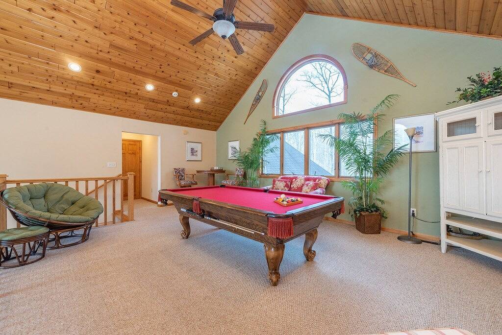 Deep Creek Vista- 5 Schlafzimmer See Zugang nach Hause in der Nähe von Wisp Ski Resort in Deep Creek Lake