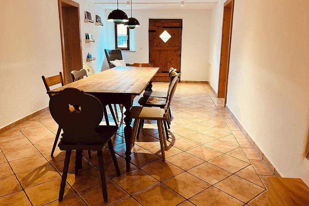 Ganze Wohnung, Ferienwohnung Wendelstein, 180qm mit Balkon, für max. 8 Personen in Wendelstein, Brannenburg