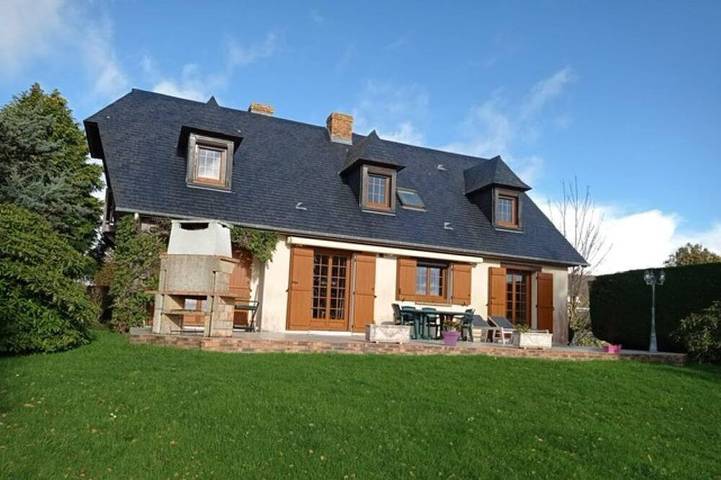 Maison de vacances pour 8 personnes, avec Terrasse et Jardin à Octeville-sur-Mer