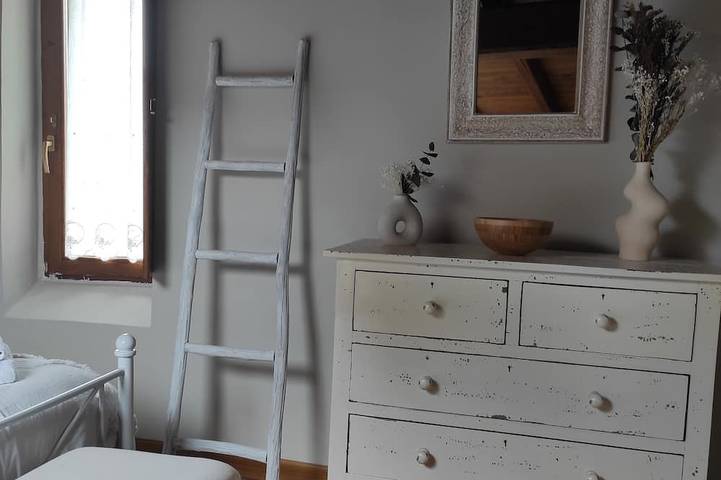 Appartement entier, Enchanting suite in San Pellegrino, in the heart of Viterbo's historic center in Piano Scarano, Viterbo