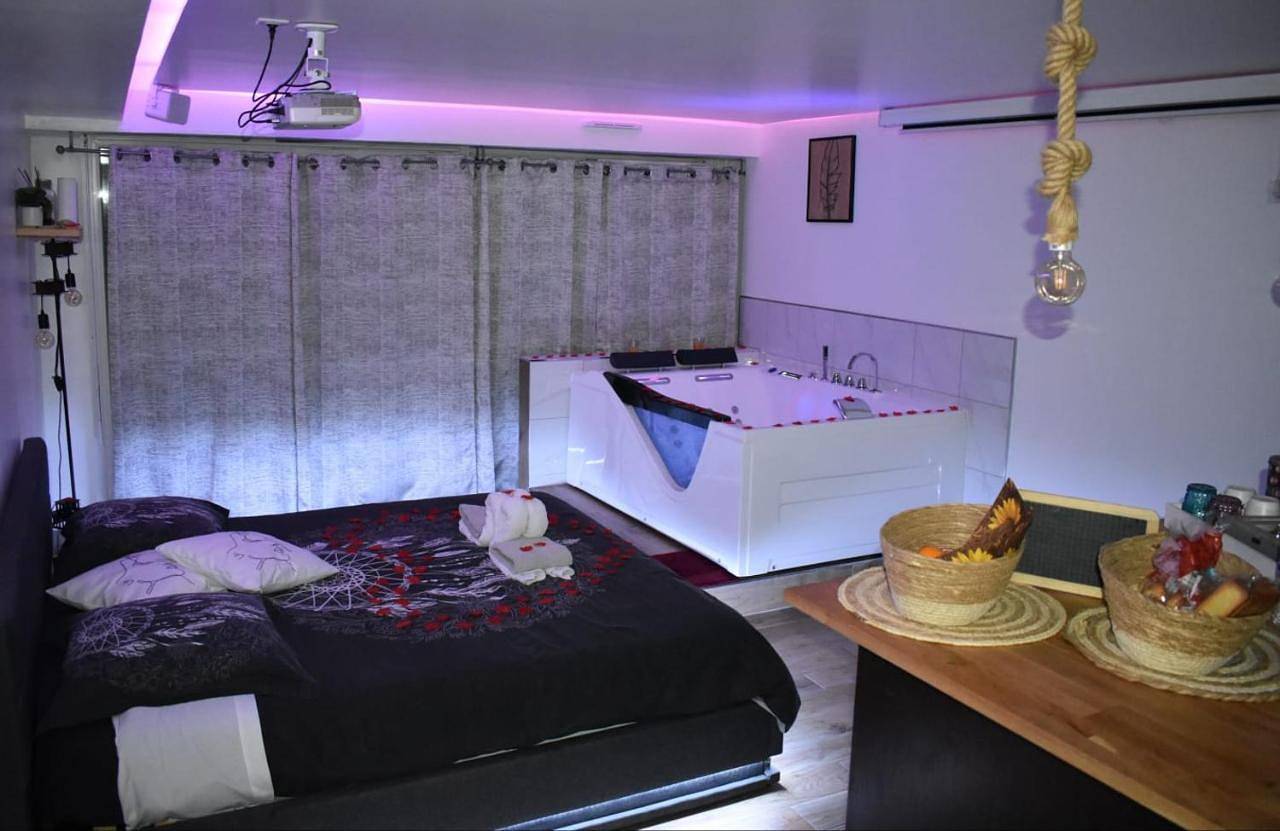 Appartement entier, L'escale du Donon "Le Jardin Secret" in Grandfontaine (Bas-Rhin), Bas-Rhin Alsace