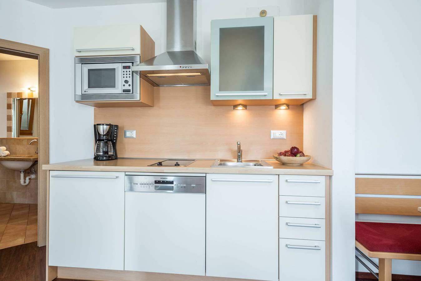 Appartamento intero, Accogliente appartamento per vacanze "Tischlerhof - Typ C" con Wi-Fi e vista sulle montagne in Comune di Tirolo, Val Passiria