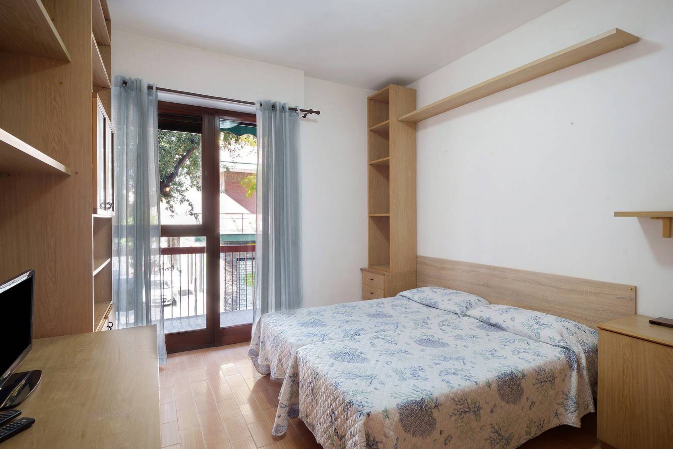 Appartamento intero, Appartamento 'Nenè - Freeparking City Center' con balcone e Wi-Fi in Diano Marina, Comune di Diano Marina