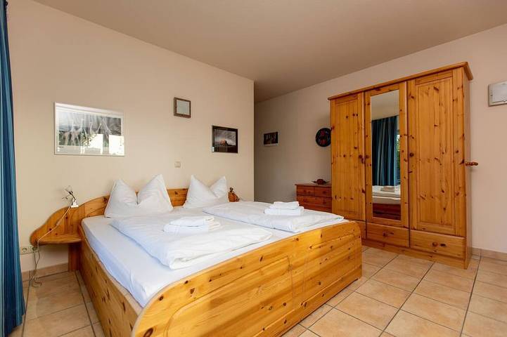 Bungalow für 3 Personen, mit Terrasse und Sauna sowie Garten am Fleesensee - 3