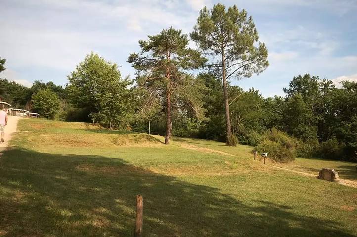 Camping pour 5 personnes, avec Piscine et Vue dans le Lot-et-Garonne - 3