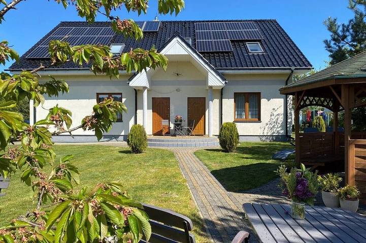 Villa für 24 Personen, mit Balkon und Garten sowie Sauna