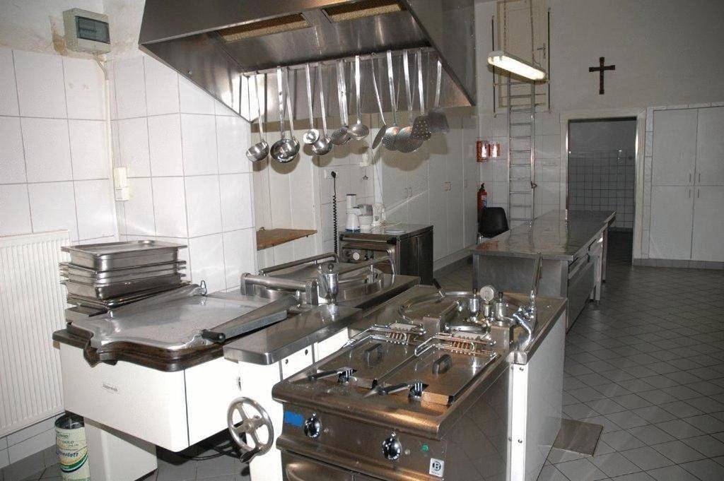 Double or Twin Room with Shared Bathroom in Jüchen, Rhein-Kreis Neuss