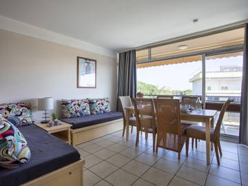 Appartement De Vacances pour 4 Personnes dans Saint-Laurent-du-Var, Région de Cannes, Photo 1
