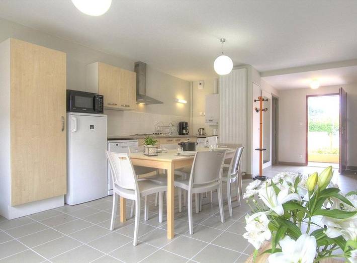Location de vacances pour 2 personnes, avec jardin à Guéreins - 3