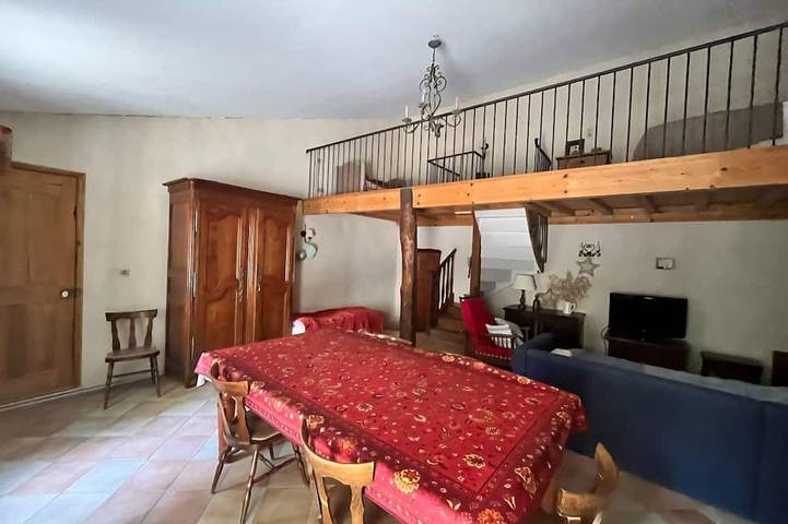 Gîte pour 5 personnes, avec jardin à Sauzet - 2