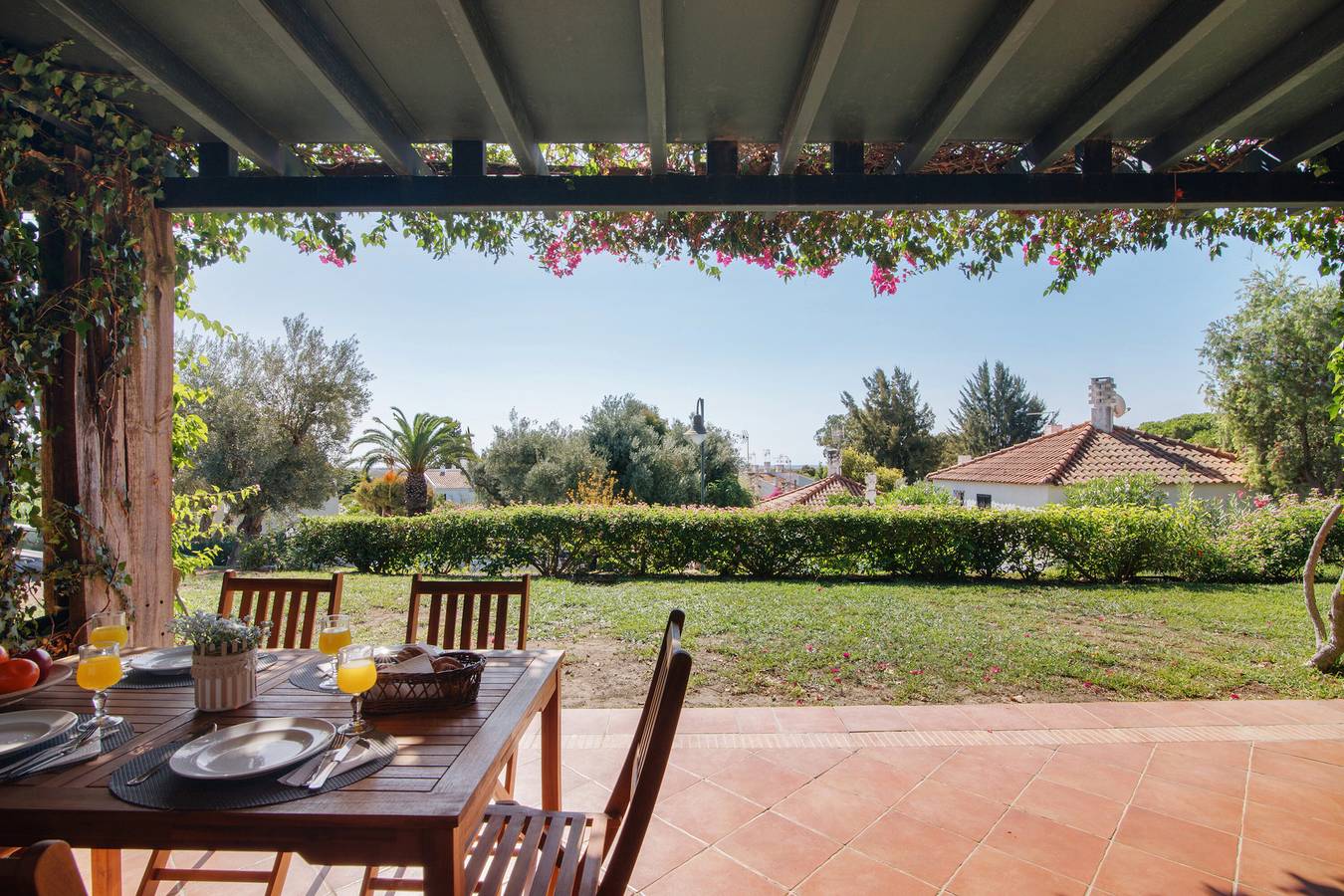 Ferienhaus 'Seaside 423A' mit Gemeinschaftspool, Wlan und Klimaanlage in Pedras d'El Rei, Santa Luzia