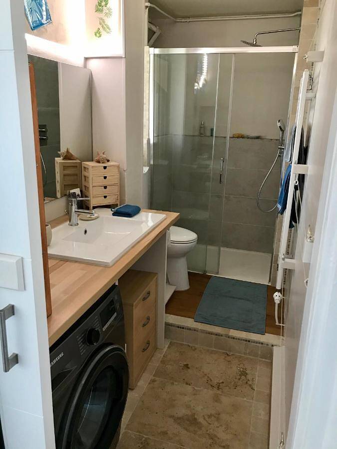 Appartement entier, Studio lumineux avec petite terrasse in Viroflay, Yvelines