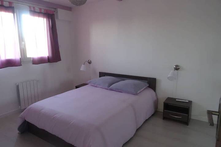 Gîte pour 8 personnes, avec terrasse à Villeneuve-le-Roi - 4