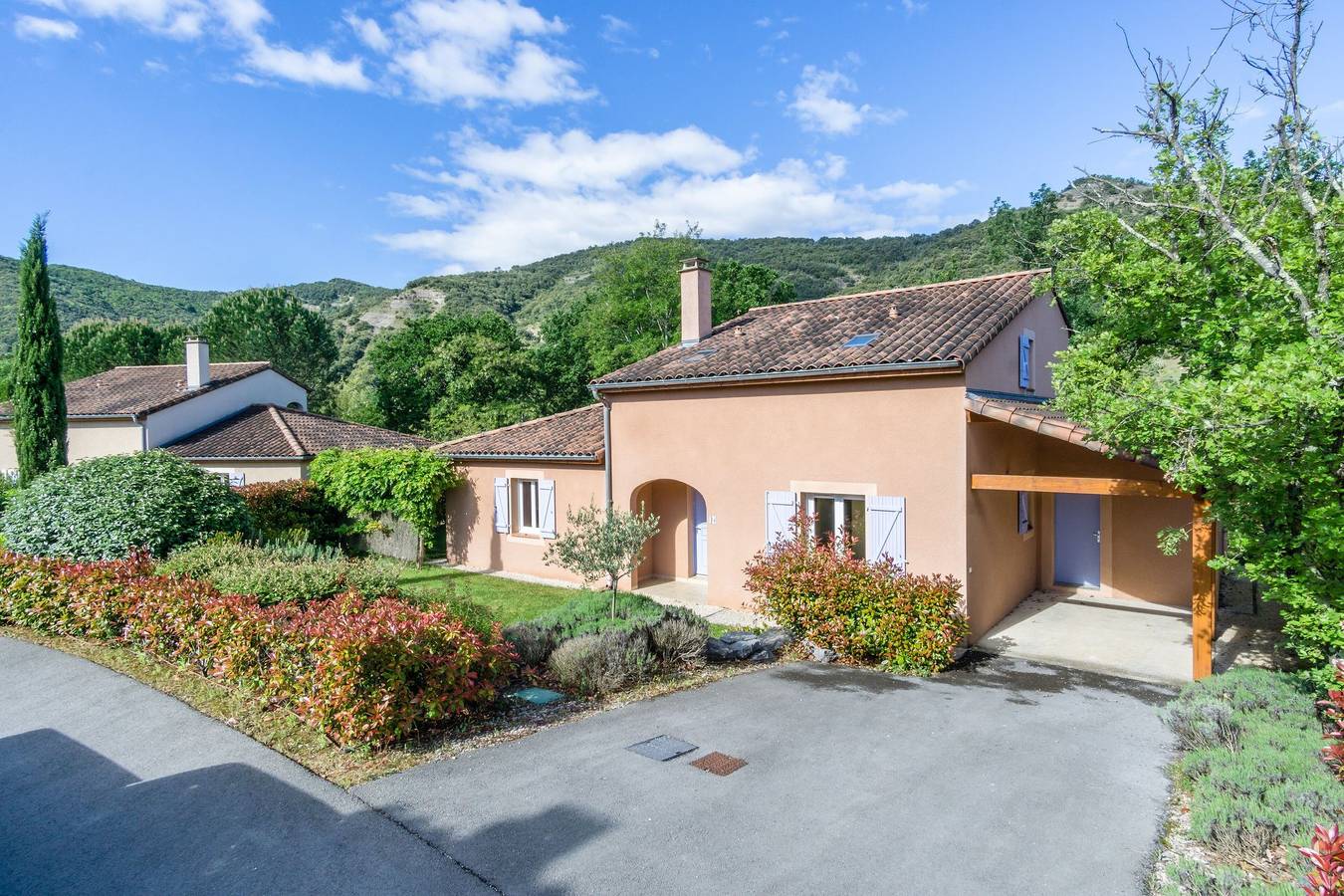 Villa pour 8 personnes avec piscine in Vallon-Pont-d'Arc, Ardèche