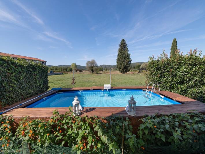 Casa vacanza per 6 persone, con Terrazza e Piscina a Lucignano