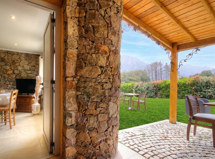 Gîte pour 2 personnes, avec Terrasse et Jardin à Moltifao