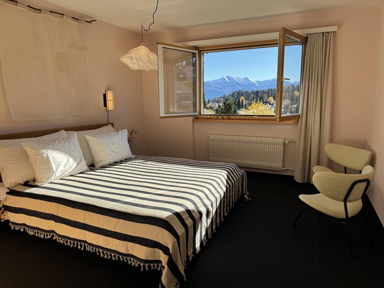 Ganze Ferienwohnung, Prau Monis - 4 Zimmerwohnung in Flims-Dorf, Flims