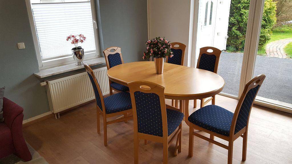 Ganze Ferienwohnung, Priv. Ferienwohnung in Nordenham mit Großem Garten in Nordenham, Wesermarsch