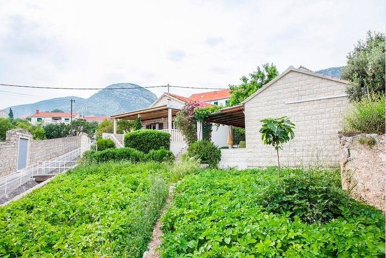 Ganze Wohnung, Ferienwohnung in Bol mit Meerblick, Terrasse, Klimaanlage, W-Lan (3757-3) in Bol, Brac