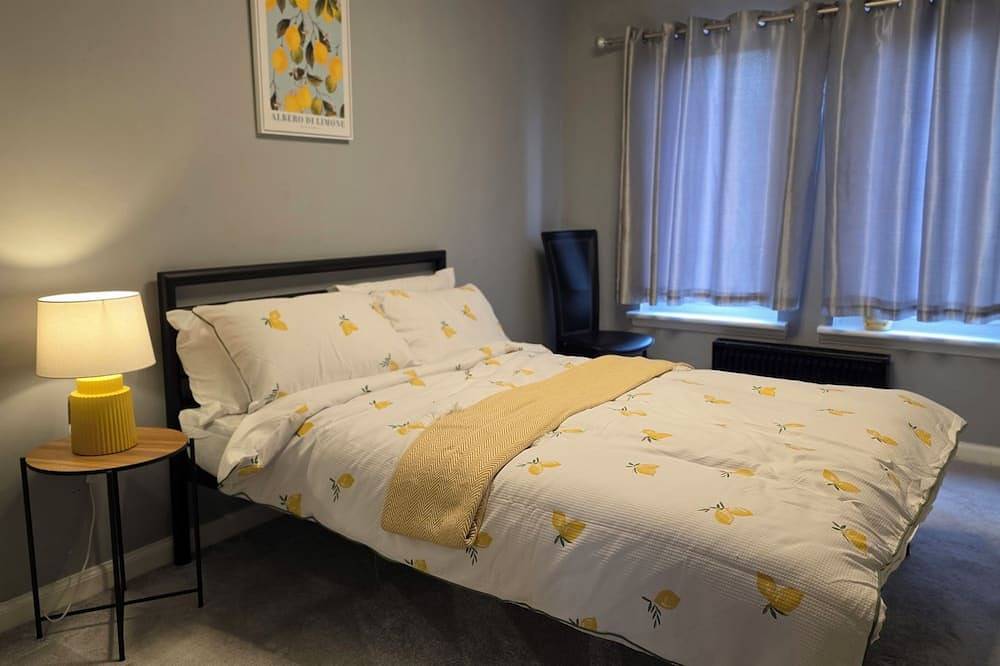 Entire apartment, 15% Discount for Long Stay*Close to Edinburgh* in Livingston, West Lothian