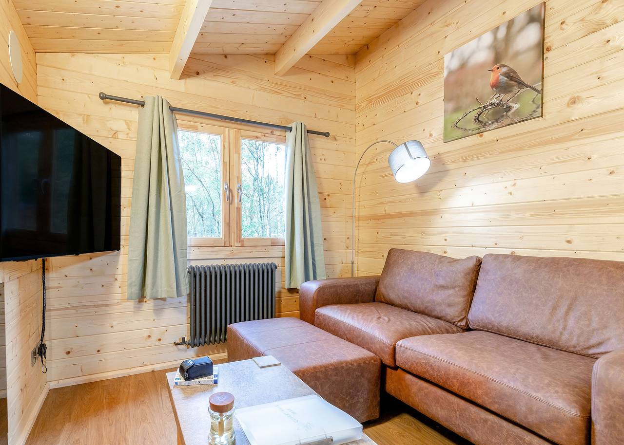 Robin Log Cabin (Pet) in Alton Towers, Staffordshire