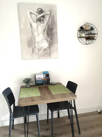 Gîte pour 2 personnes, avec jardin et terrasse à Lecci