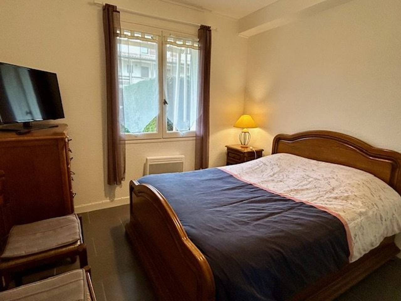 Ganze Wohnung, Apartment für 5 in Strandnähe Nauzan mit Terrasse, Haustiere erlaubt in Vaux-sur-Mer, Côte de Beauté