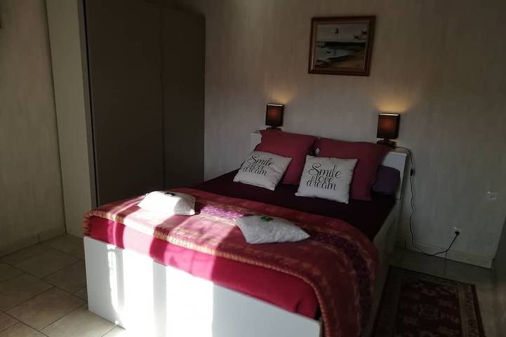 Location de vacances pour 3 personnes, avec jardin à Saint-Bresson - 3