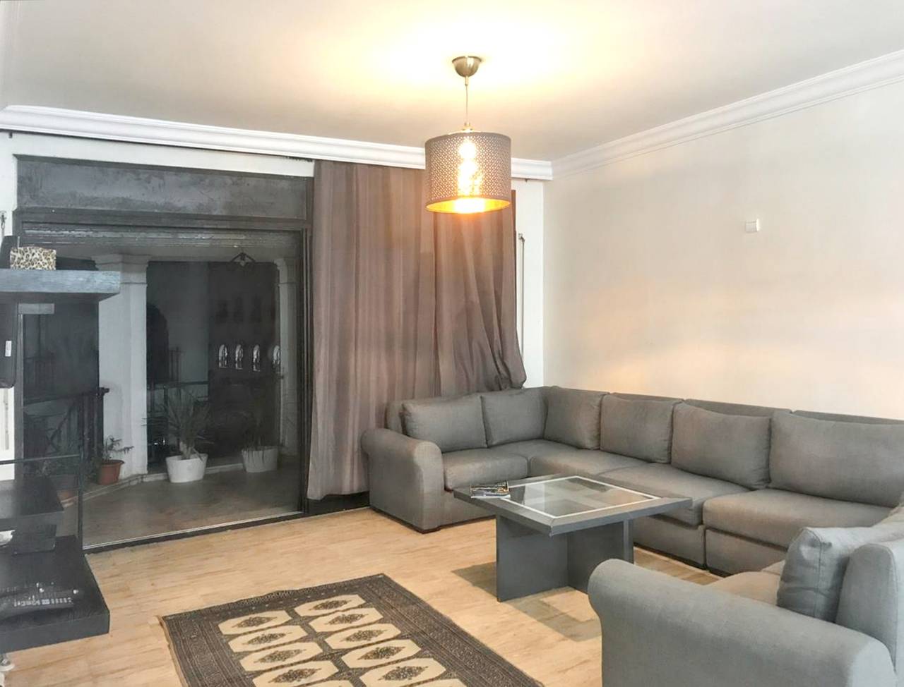 Entire apartment, Chic Apartment in Casablanca with Shared Pool - 100 sqm in Casablanca, Grand Casablanca region