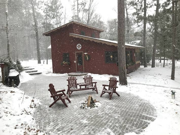 Blockhütte für 6 Personen, mit Garten und Terrasse - 1