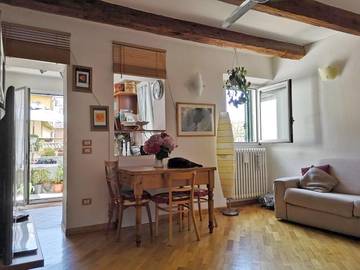 Gîte pour 5 personnes, avec jacuzzi et balcon à Pesaro