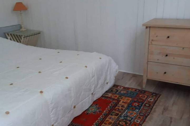 Gîte pour 4 personnes, avec jardin dans Autouillet - 2