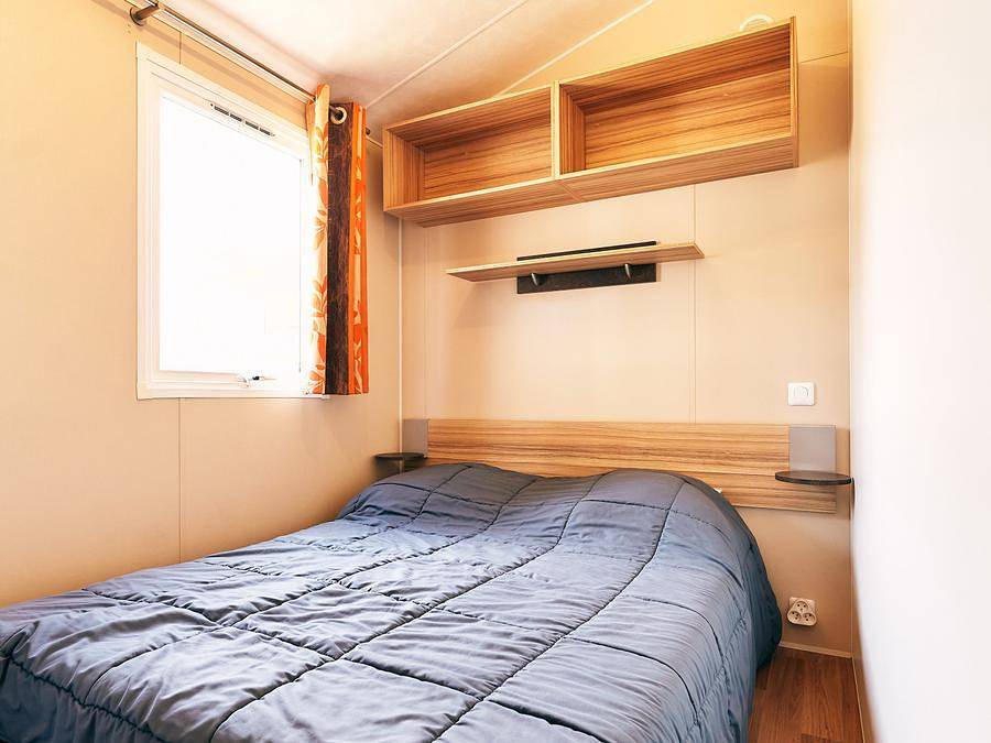 Camping Le Bellevue - Mobile home 4 persons - Mobile-home Confort + - 22 m² - 2 bedrooms in La Tranche-sur-Mer, Vendée