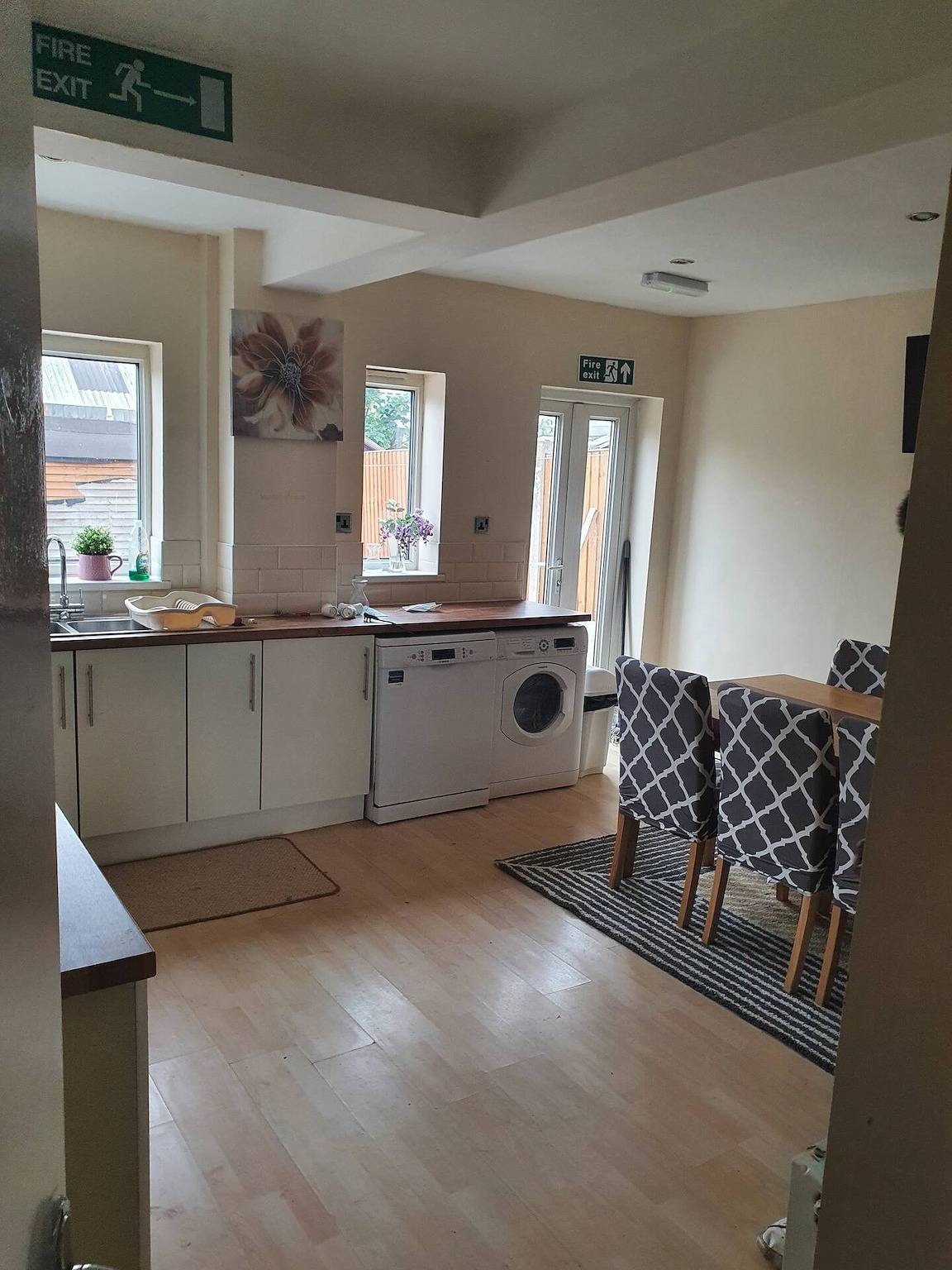 5-Bed House with separate living room in Birmingham, Birmingham und Umgebung