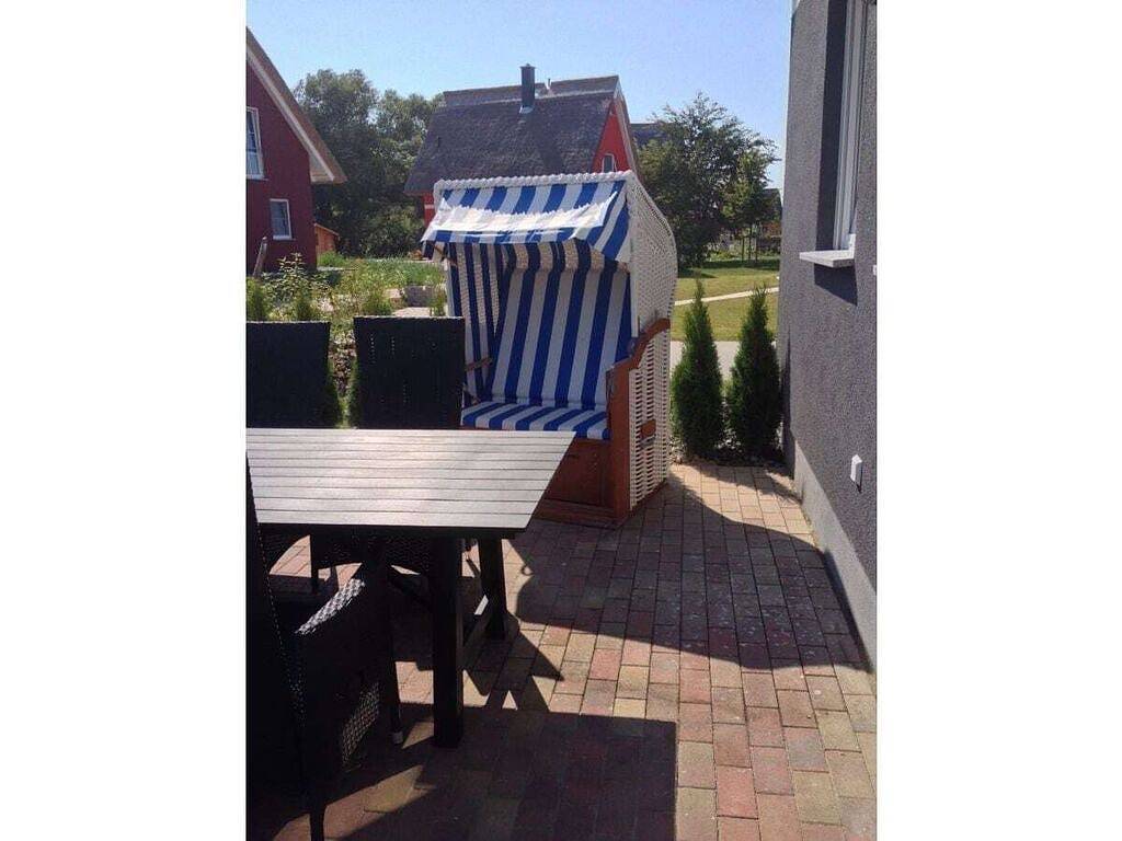 Ferienhaus in Vieregge mit Schwimmbecken in Vieregge, Neuenkirchen (Rügen)