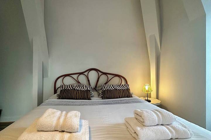 Apartamento entero, Casa Brune - Votre cocon en plein cœur de Brive in Brive-la-Gaillarde, Brive-la-Gaillarde region