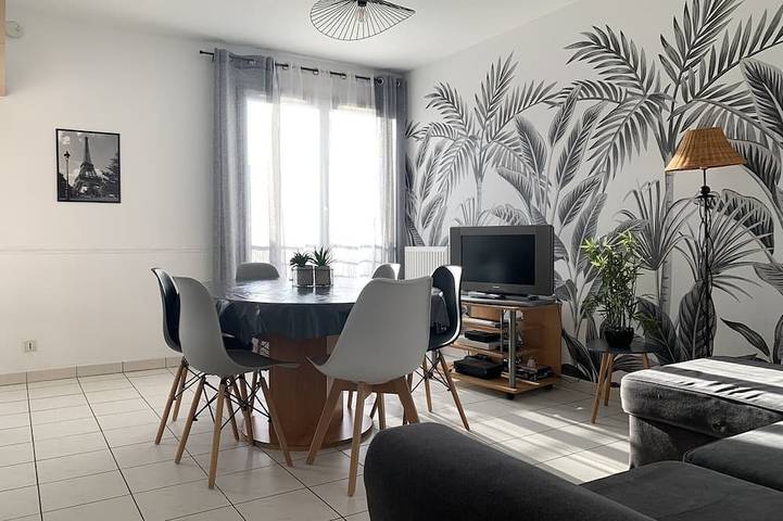 Ferienwohnung für 8 Personen, mit Balkon und Garten - 1