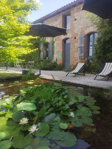 Location de vacances pour 9 personnes, avec jardin à Nègrepelisse