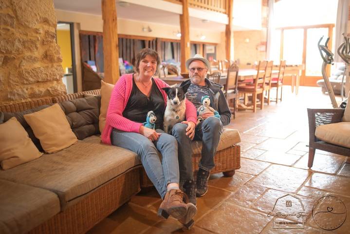 Gîte pour 10 personnes, avec jardin et terrasse ainsi que piscine et jacuzzi à Mauroux - 3