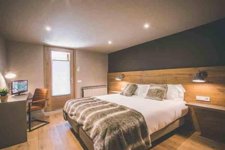 Casa rural para 2 personas, con Terraza y Jardín en Baixa Cerdanya - 2