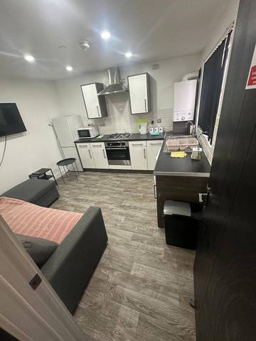 Holiday Apartment for 4 People in Cardiff, Cardiff region, Photo 1