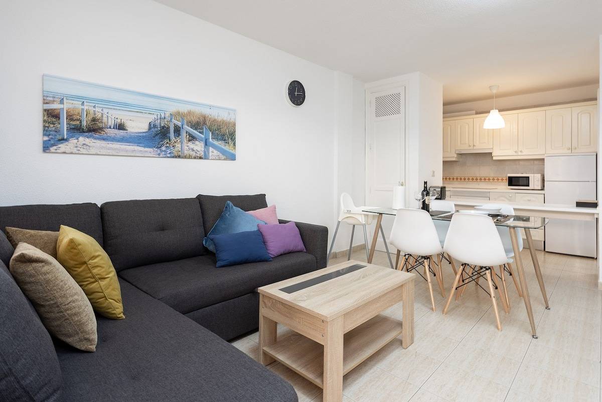 Ganze Wohnung, Ferienwohnung für 3 Personen mit Pool in Los Cristianos, Arona