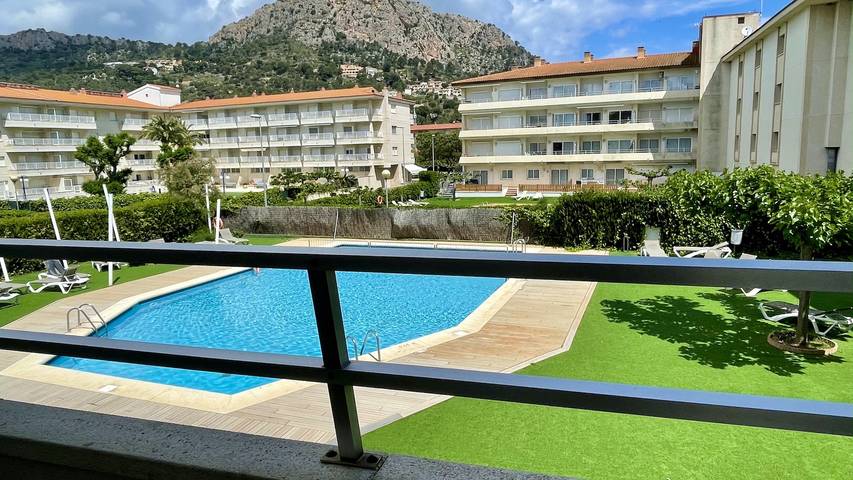 Ferienwohnung für 4 Personen, mit Terrasse und Garten sowie Kinderpool in Estartit