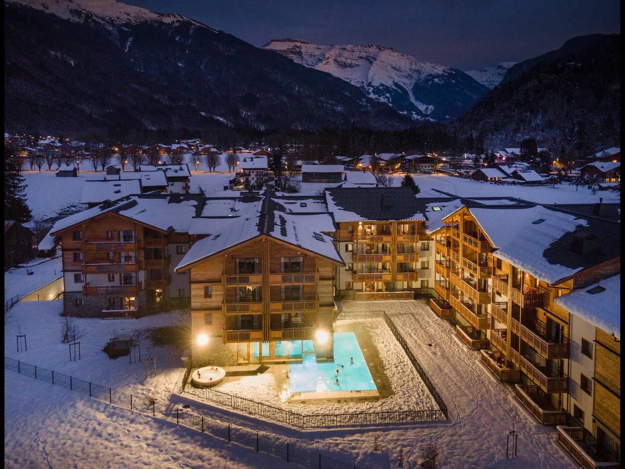 Appartement entier, Appartement à Samoëns avec spa et piscine in Samoëns, Région de Bonneville