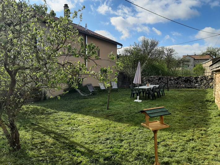 Gîte pour 6 personnes, avec jardin et balcon à Nant - 2