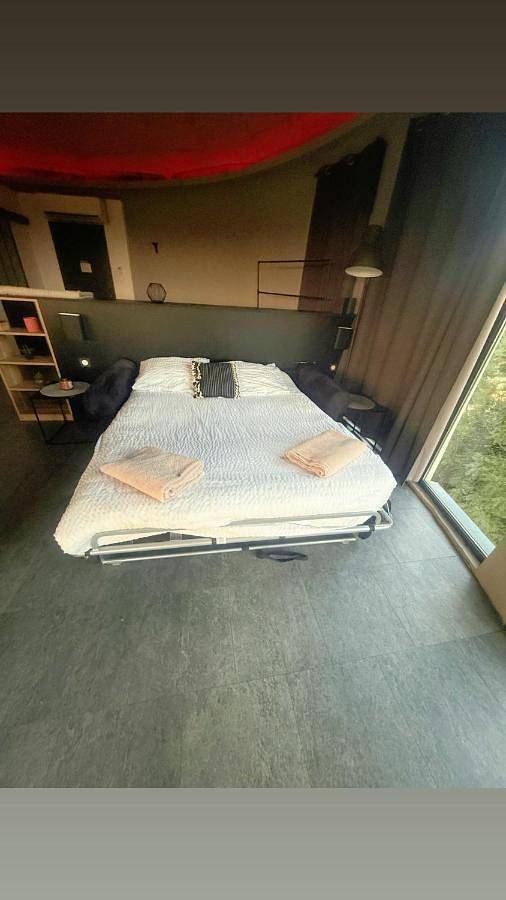 Maison d’hôte pour 4 personnes, avec jacuzzi et piscine dans l' Ain - 3