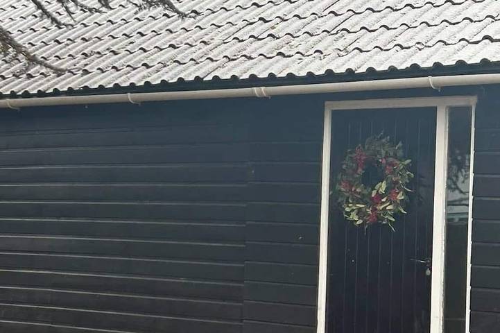 Holiday rental for 6 people, with garden and hot tub in Wiltshire