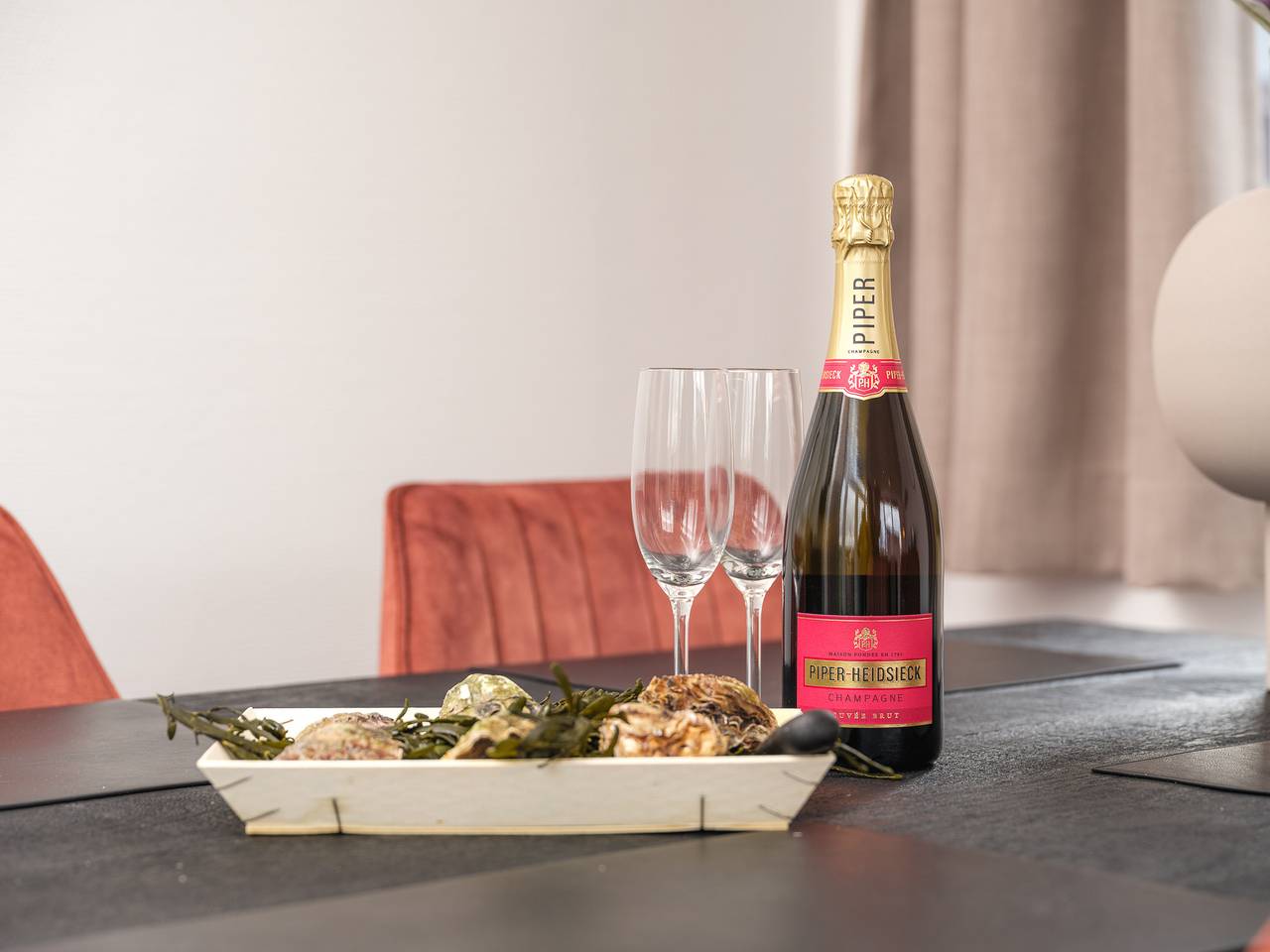 Oysterduinen — Zeebries | Hottub | 4 Pers.  in Yerseke, Nederlandse Noordzeekust