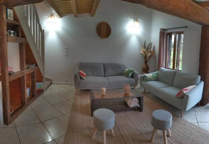 Location de vacances pour 8 personnes, avec vue ainsi que terrasse et jardin à Lieurey - 2